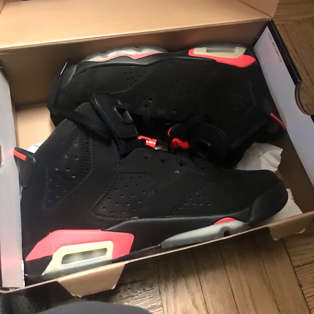 Jordan Infrared 7’s size 6y Great Condition!